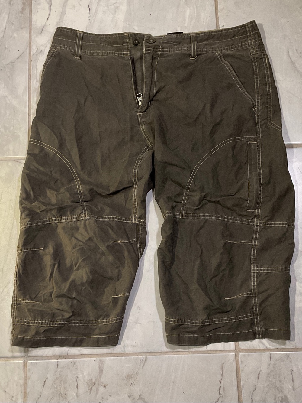 Kuhl Men's Krux Dark Olive Cargo long Shorts knickers 32